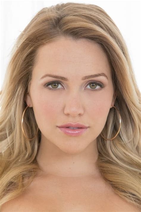 videos porno de mia malkova|Mia Malkova